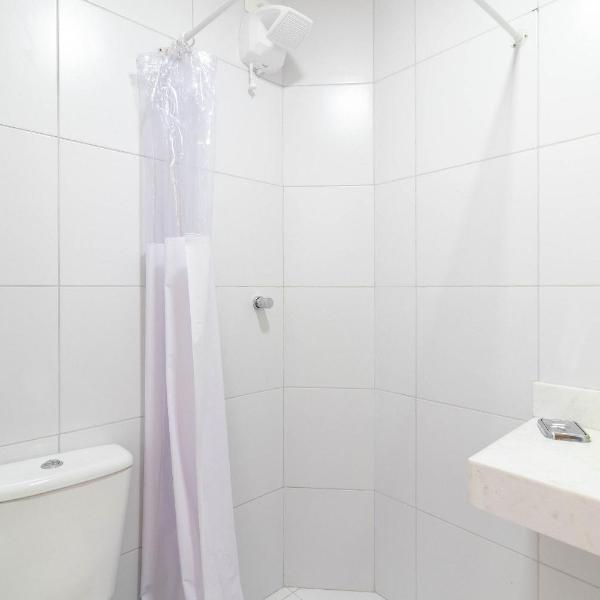 BR06 Quarto e Sala - 550m da Praia do Porto da Barra - Foto 3