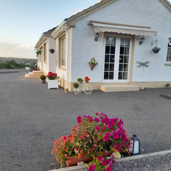 Ashling House B&B, Ardara on Wild Atlantic Way F94T6N7, hotel v destinaci Ardara