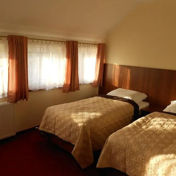 Pokoje gościnne Viktorjan、Pawłowiczkiのホテル