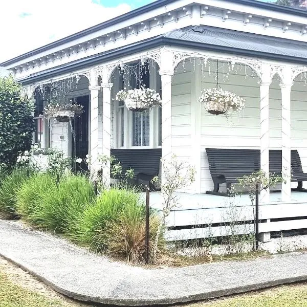 Pheasant Lodge, hotel in Paparoa