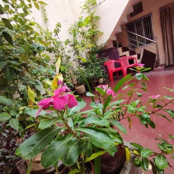 Divine view - 1 bhk AC - Swarna Bhavan, hotel v destinaci Purí
