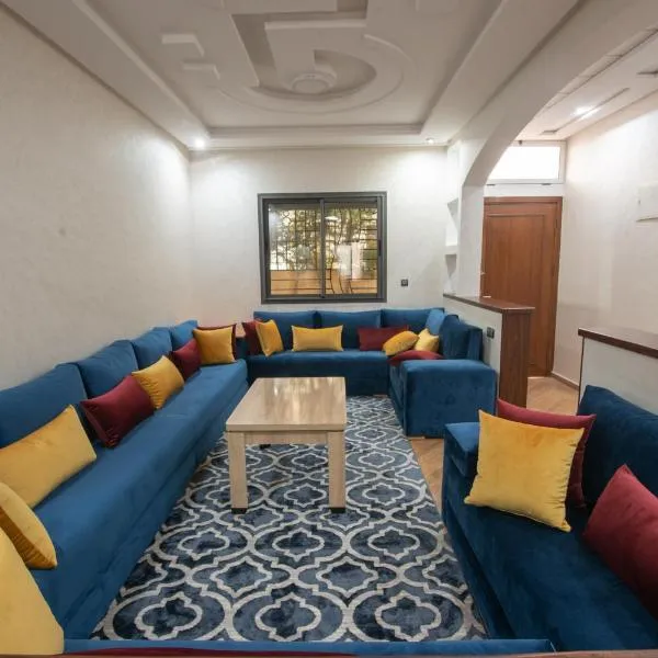 Adam's Apartments,Self CheckIn 6 Mins to Beach Downtown Fiber Optic WiFi Free Parking Same Rules as Hotels, hotel v destinaci Agadir