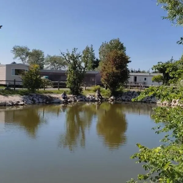 Camping de la Plage, hotel di Marck