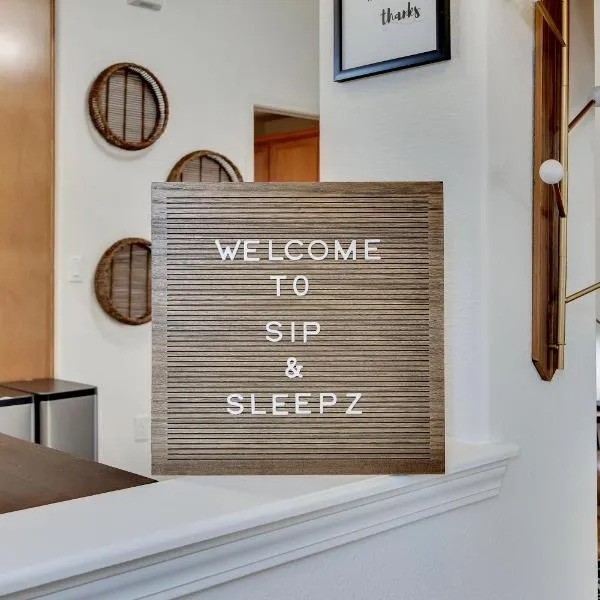 Downtown Paso: Sip N Sleepz 3 Bed/2.5 Bath, hotel in Paso Robles