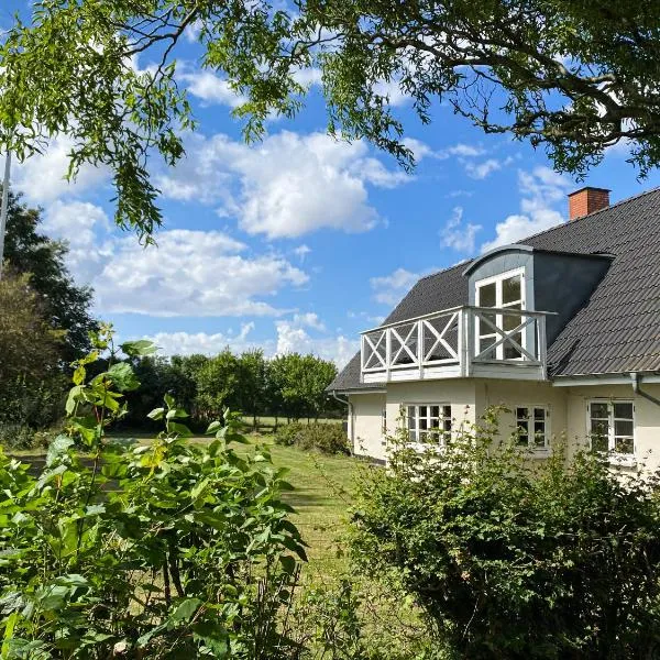 Sunbjerre B&B, hotel v destinaci Lille Dalby