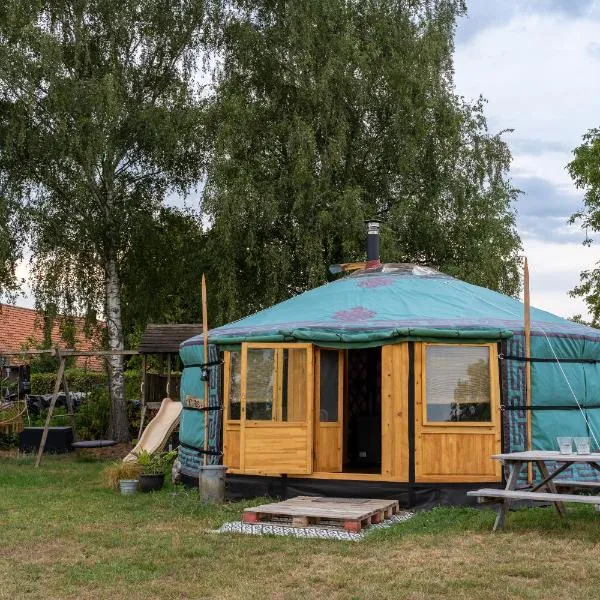 YURs, отель в городе Баксем