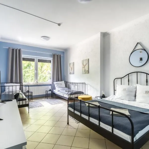 Noclegi Krokodyl-Stara Praga, hotel ve Varšavě