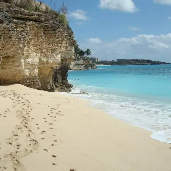 Fun under the sun!, hotel v destinaci Cupecoy