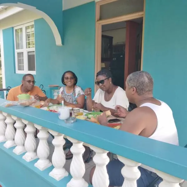 Danglez Bed & Breakfast, hotel v destinaci Bataka