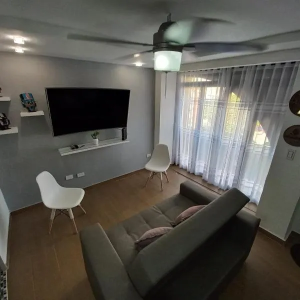 Apartamento dúplex vacacional cerca a la playa, hotel v destinaci Gaira