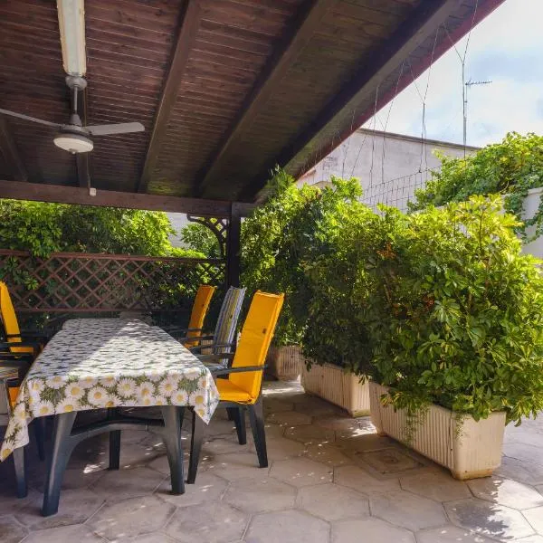Villa Rita a 200m dal mare, hotel v destinaci I Bacini