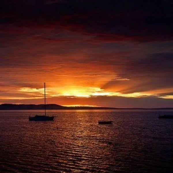 H&H studio overlooking Boston Bay, Port Lincoln, hotel u gradu 'North Shields'