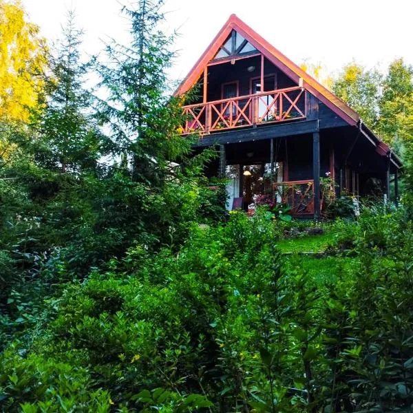 Garden House nad jeziorem Szelment, hotel a Becejły