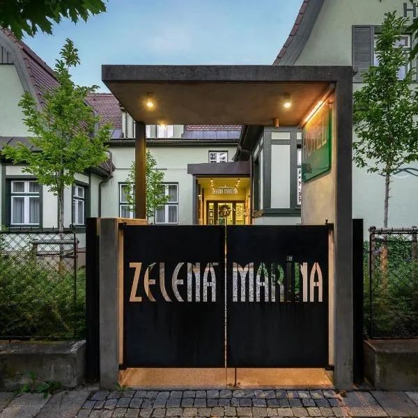 Hotel Zelená Marina, hotell i Vrchlabí