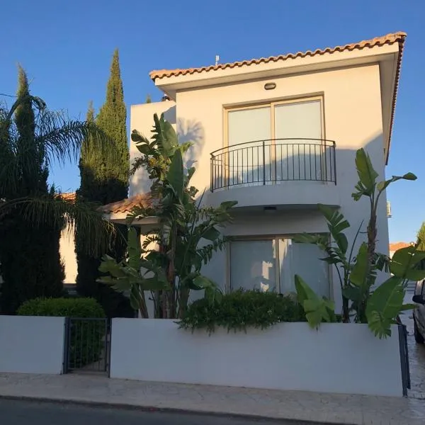 LC Palm Villa, hotel in Protaras