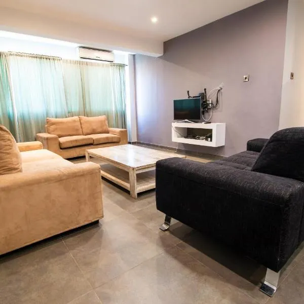 2-bedroom appartment in center, hotel in Nicosia