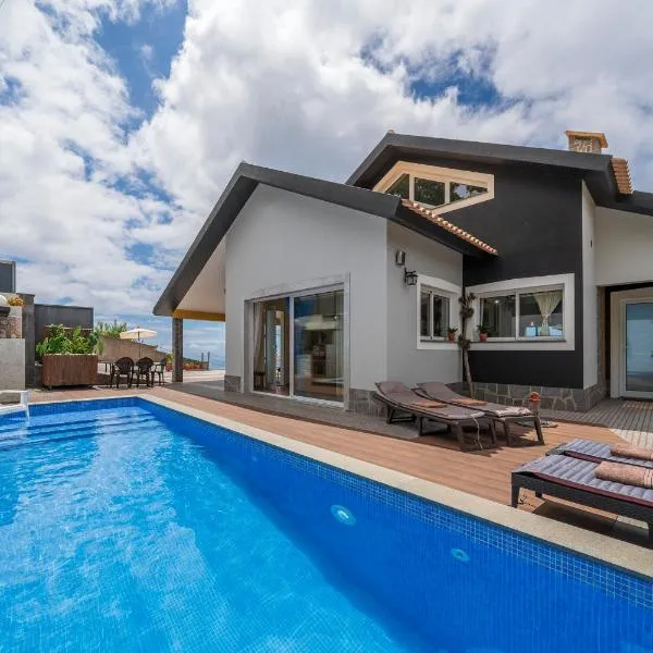 Villa Sea Colors by An Island Apart, hotel v destinaci Arco da Calheta