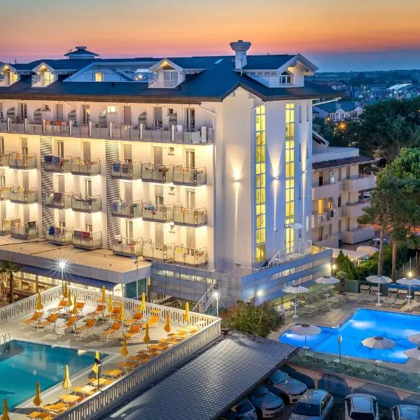 Hotel Helen, hótel í Caorle