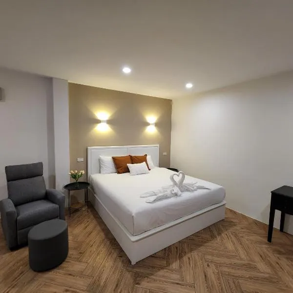 HOMMORY RESIDENCE - West Chalong, hotel v destinaci Ban Klang