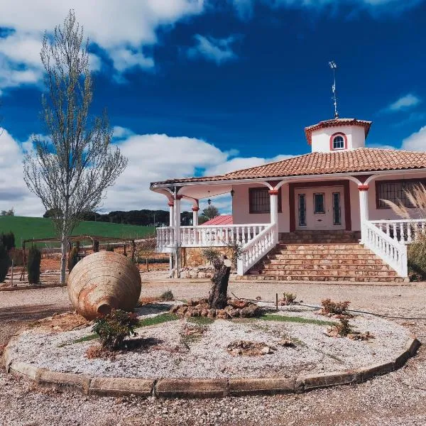 Casa rural cascales, hotel in Valeria