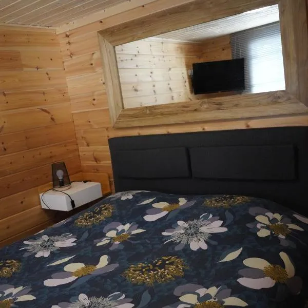 cottage scandinave 92, hôtel à Bourbourg