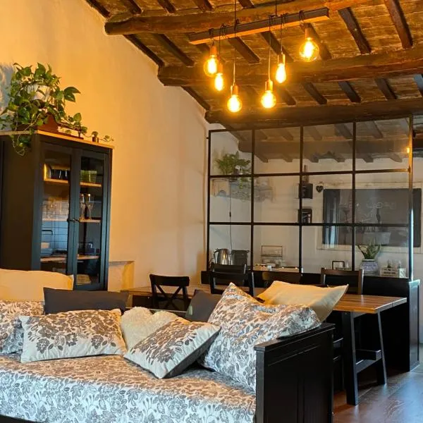 La Casa sui Tetti -Calcata: Calcata'da bir otel