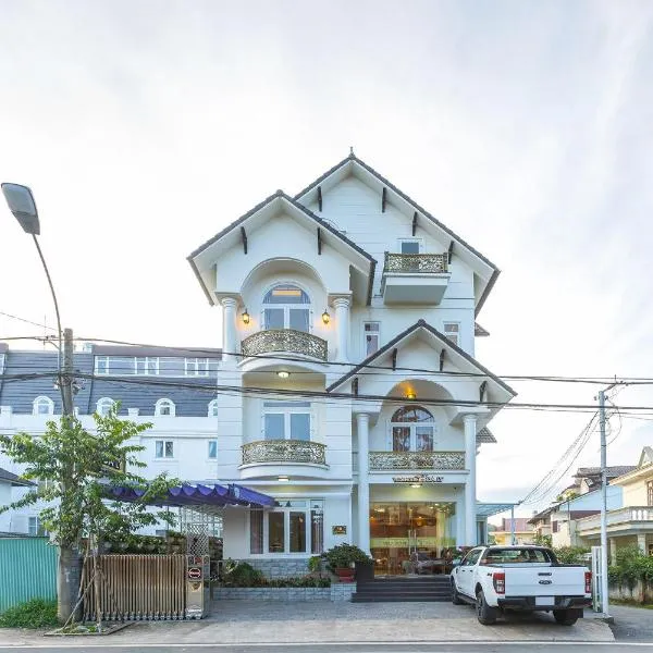 Dog Friendly Hotel $Khu Chi Lăng - $Villa Hoa Ly Đà Lạt