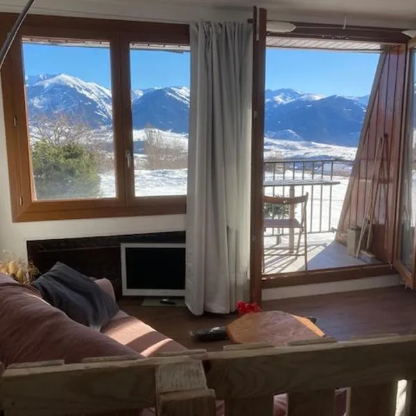 face aux montagnes, hotel in Font-Romeu-Odeillo-Via