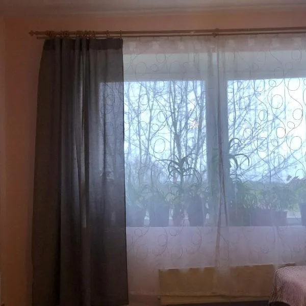 kvartira, hotel in Krāslava