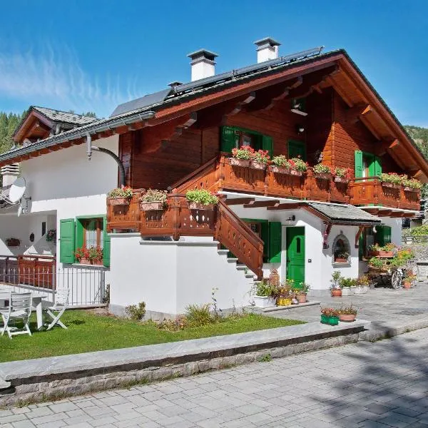 Ginepro Casa Vacanze, hotel v destinácii Madesimo