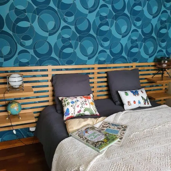 A l'Ecole Buissonnière, chambre d'hôtes en Sidobre, hotel v destinácii Lacrouzette