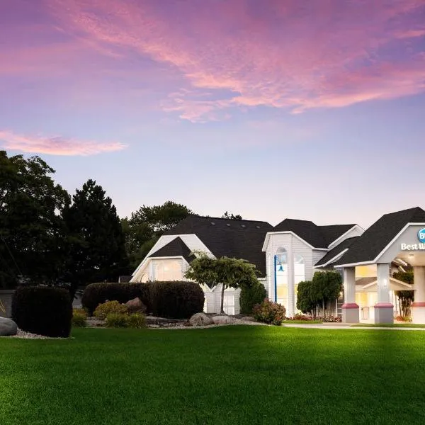 Best Western Harbour Pointe Lakefront, hotel in Saint Ignace