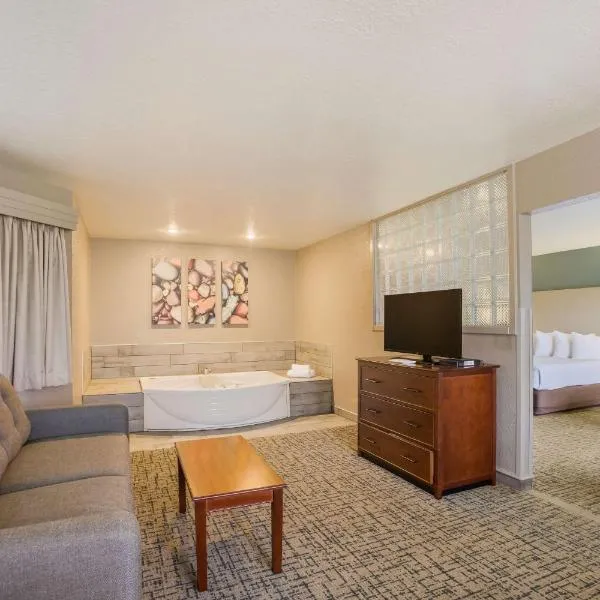 Viesnīca Best Western Harbour Pointe Lakefront pilsētā Sentignasa