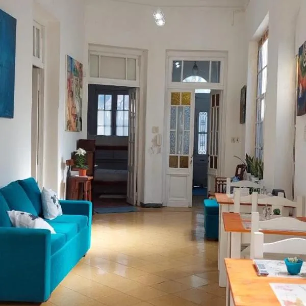 Hostel La Cumbre Tandil, hotel di Tandil
