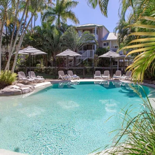 Sandy Beach Resort to Brisbane Airport (BNE) premium and luxurious chauffeur service