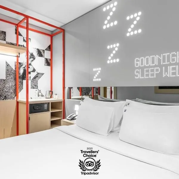 Studio M Arabian Plaza Hotel & Hotel Apartments, hotel v Dubaji