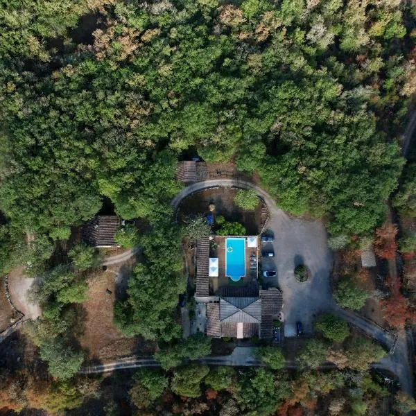 Les Gîtes des Dryades, hotell sihtkohas Vers