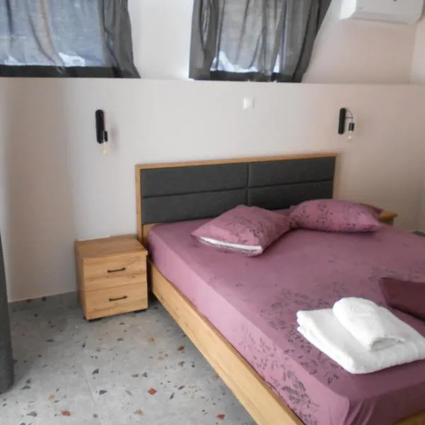 SPΛCES PYLOS Apartments – hotel w mieście Pylos