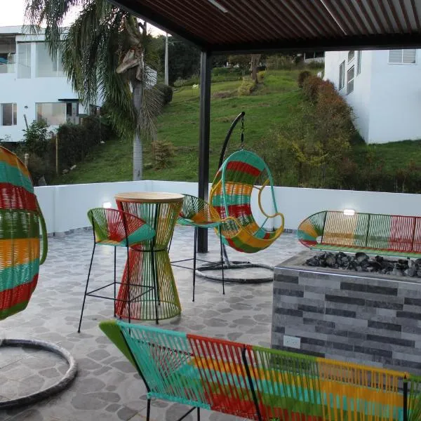 Nueva, Moderna casa en Silvania con Jacuzzi: Silvania'da bir otel