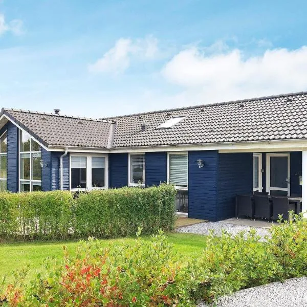 8 person holiday home in Skals, hotel in Sundstrup