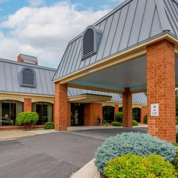 Best Western Staunton Inn, hotel di Mint Spring