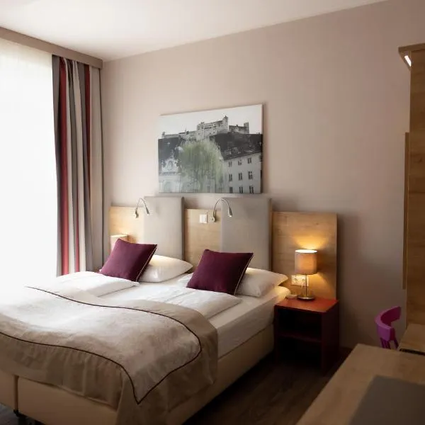HOTEL max70, hotel v Salcburku