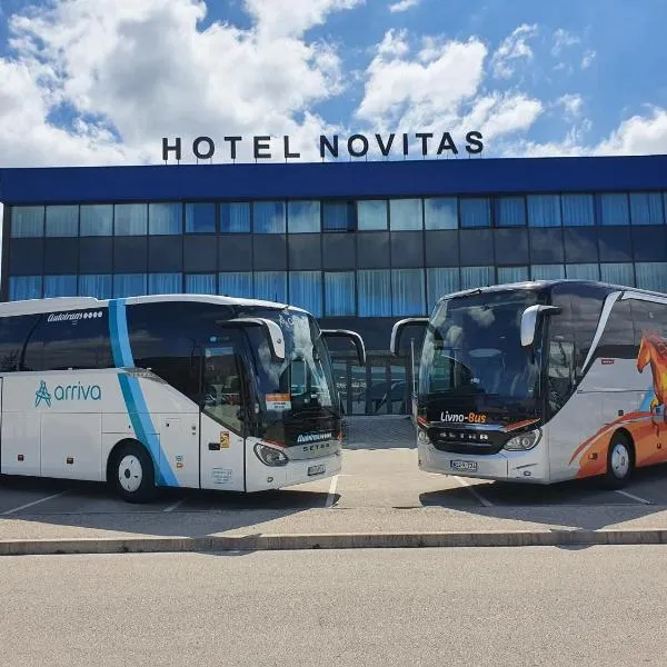 Hotel Novitas Livno，利夫諾的飯店