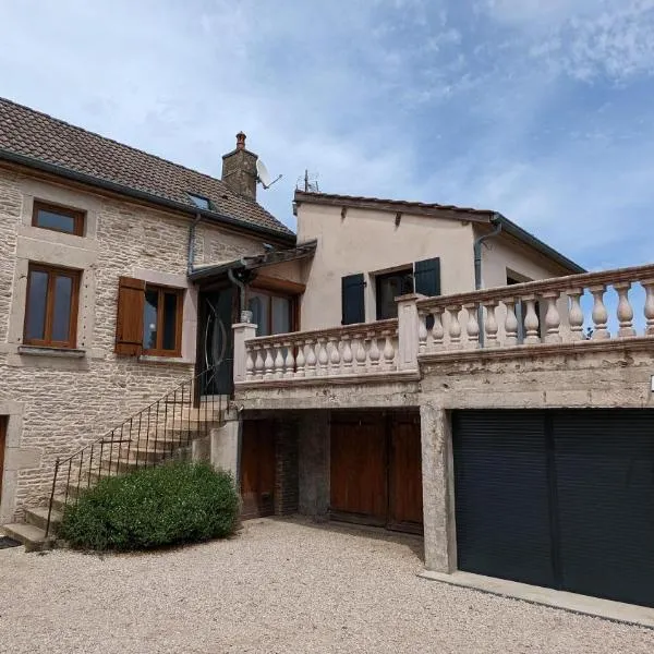 Le panorama des Hautes-Côtes, hôtel à Fussey