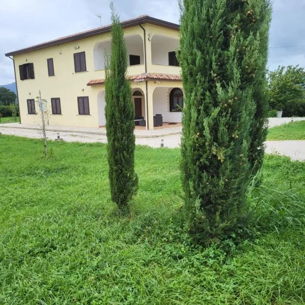La casa di Ilenia e Alessia, готель у місті Piana di Caiazzo