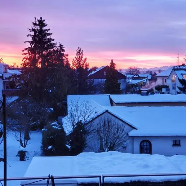 Wohnung im Schwarzwald mit Panorama Blick, hotel in Kleines Wiesental