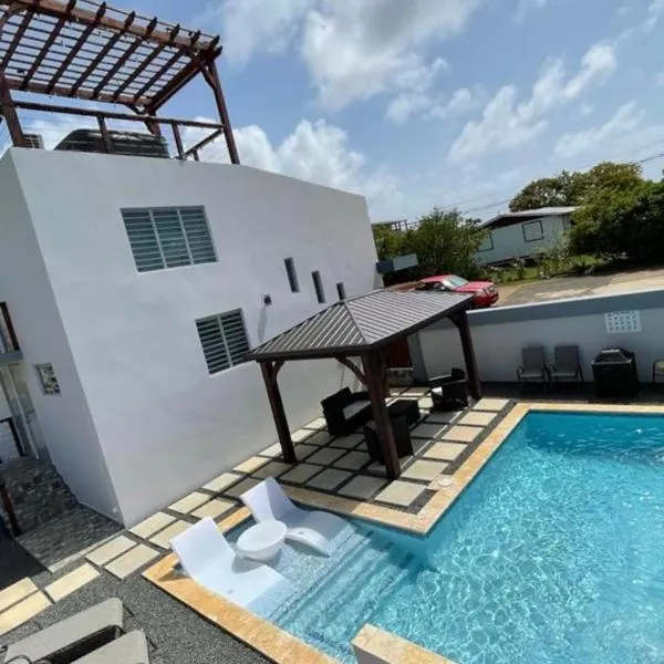 Sunset Coast Loft & Rooftop, hotel v destinaci Aguacate