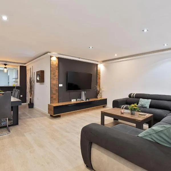 Luxury Apartment City Centre, hotel in Granada