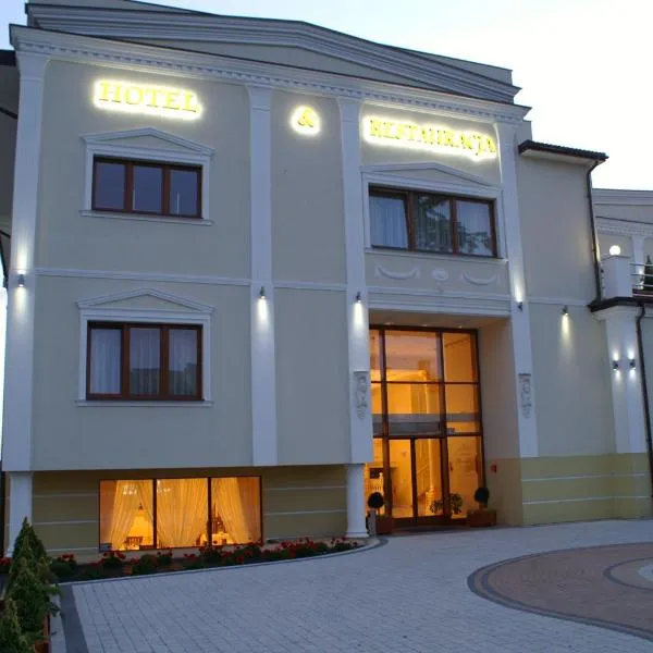 Hotel President, hotel em Radzyń Podlaski