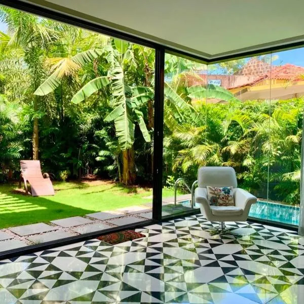 Casa Mahua, Anjuna Vagator near Beach, with Pvt pool & Garden, hotel a Vagator